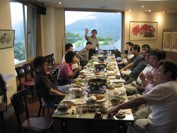 ���߰���